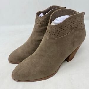 Violet & Red Taupe Suede Ankle Booties Perforated Heel Womens US 8.5